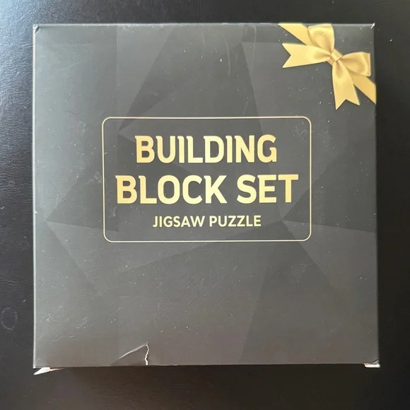Building Block Set Jigsaw Puzzle - Black & Gold Gift Box - Picture 2 of 7